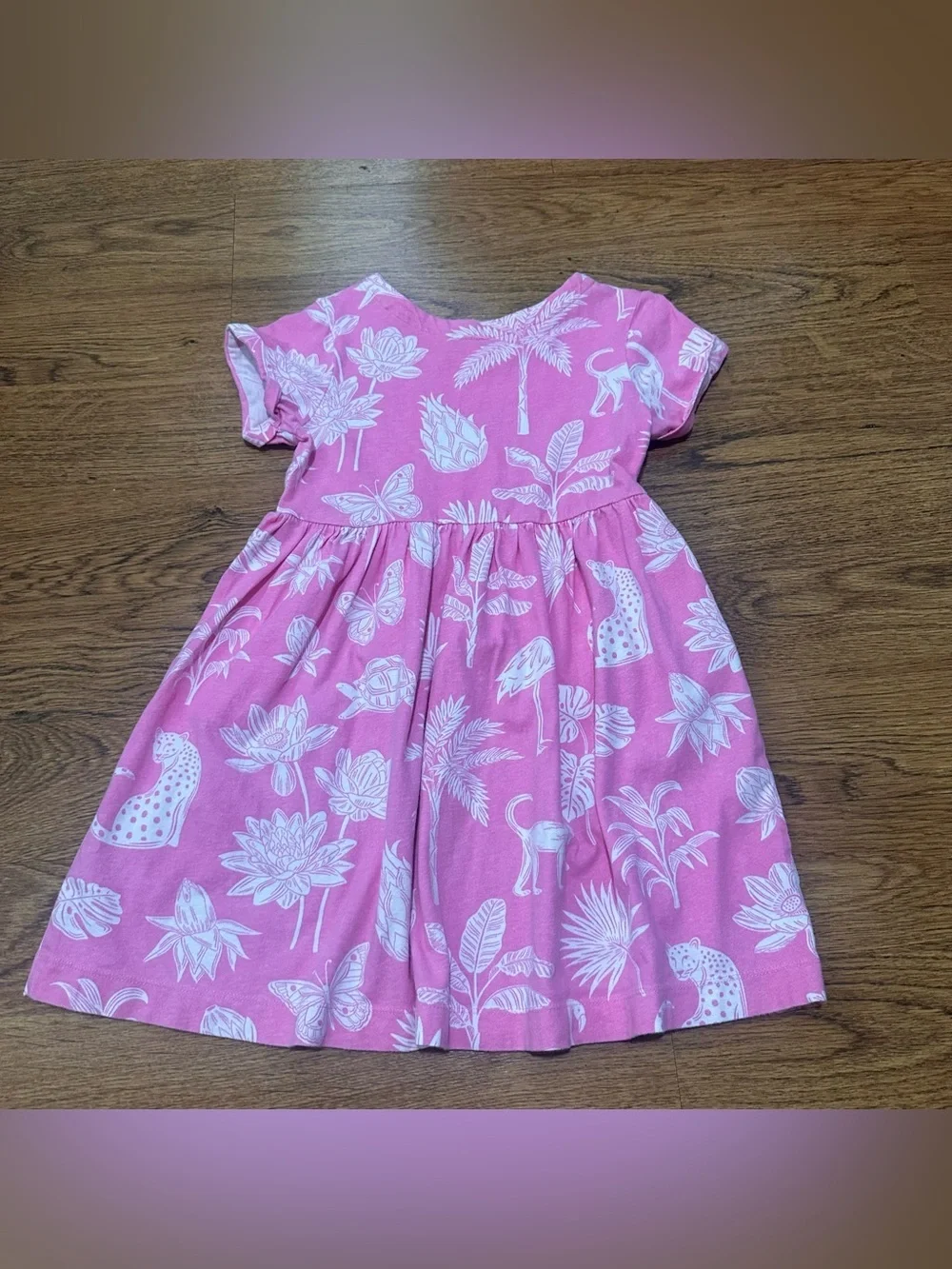 Mini Boden Girls' Pink Tropical short sleeve pleated  Dress size 7-8Y cotton